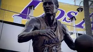 LAKERS AND KINGS SCULPTURES AT CRYPTO.COM ARENA LOS ANGELES