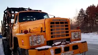Лесовоз UZA-520
