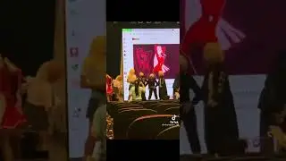 Hehe :)👉👈