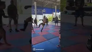 Lerdsila Muay Thai Teep tricks! 