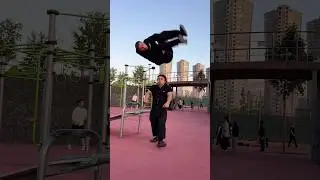 Где-то я его видел😁