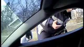 Приберите машину она нам мешает зарабатывать