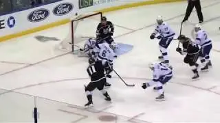 Vasilevskiy make Crazy (Behind-The-Back) save [Kopitar Shouts]