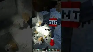 Testing Minecraft Bedrock RTX with TNT pickaxe