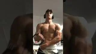 Teen Fitness Model Bodybuilding Muscle Pump Chest Workout Keegan Dippenaar Styrke Studio 