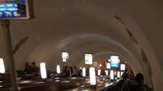 Эскалатор на спуск на ст. м. Проспект Просвещения