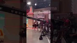 Luces, Camara, Accion! 🎬 Viste a #franrozzano en la TV? #shorts