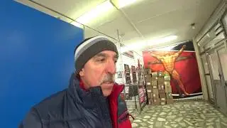 Зашел в магазин Старт.Прогулка по соснам.