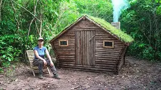 Building Complete Log Cabin in Rain - Grass Roof & Fireplace With Survival Brick