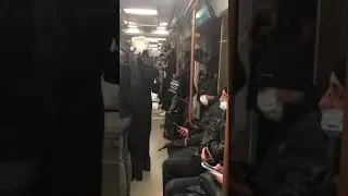 гитарист в метро