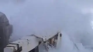 Moat Ka Safar Pani Mein