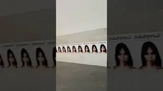 Решила прогуляться в метро. Реклама заполонила вся и всё!)))
