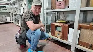 Деревянный телевизор и неумный телефон. Назад в прошлое...