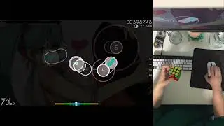 Playing Rubik's Cube in osu while solving a Rubik's cube but it's a 5 star