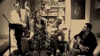 Aslı Yeşil - LATURİ / Nature Boy
