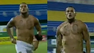 Raul Bobadilla exposing penis during goal celebration