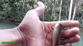 Ngabuburit sendirian