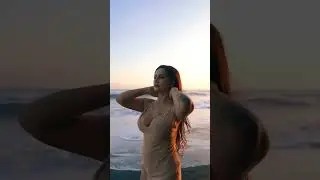 tante sisca di pantai begitu menggoda 