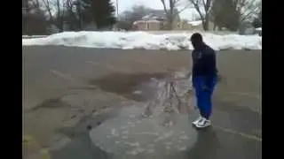 Прыгнул в "лужу" / Jumped into the "puddle"