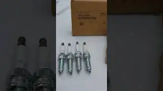 KIA K5 G4FP 1.6 TCI/GDI свеча зажигания 1887508085 NGK SILZKR8J8GS