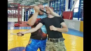 Максим Новоселов Самооборона, приемы с ножом