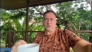 Тестирую местные кафешки. Самый популярный магазин Таиланда. Сколько стоит Том Ям.