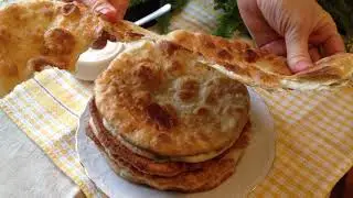 Не спешите выливать рассол!  Лучше приготовьте постные лепешки