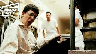 Fogell Takes Down a Drunk Man | Superbad (Christopher Mintz-Plasse)