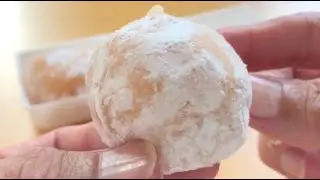Eating Japanese food Japanese sweets Mochi "Biwa daifuku" (ASMR)