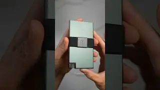 Slim AirTag Card Wallet from Ekster (Green Ore)