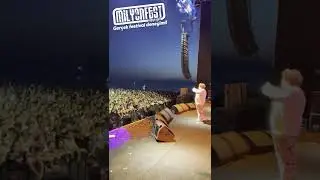 Ah yalan dünya! Yalandan yüzüme gülen dünya.. 