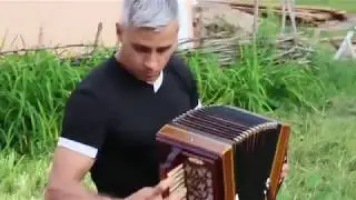 Душевная Елецкая Рояльная гармонь! Играет и поёт Артур Сарваров (Москва)