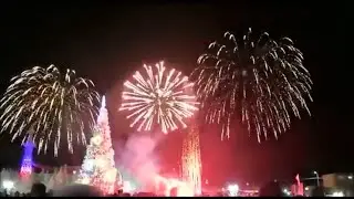 Айхал.  Якутия.  Новый 2020 год.  Праздничный салют. 