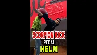 Chintya Candranaya Scorpion Kick Pecah helm