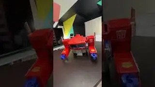 Transforming robot toy