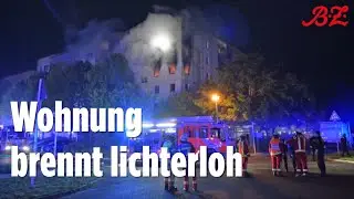 Feuerwehr rettet Familien mit kleinen Kindern | Wohnungsbrand in Hellersdorf