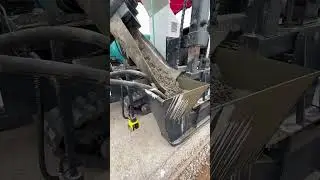 The process of strengthening the road edge- Good tools and machinery make work easy