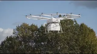 VoloDrone Public flight debut