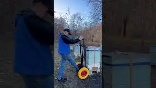 Кочевая пасека. Перевозим пчел на зимовку