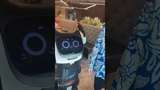 BellaBot by Rist | Autonomous Robot serving food 🤖