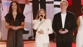 "Спасибо, жизнь!" финальная, муз. М.Дунаевский, слова Р. Рождественский.
