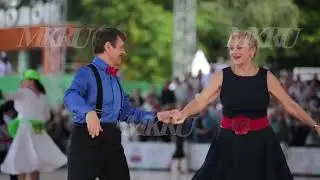 Возраст танцам не помеха: в Москве прошел танцевальный марафон