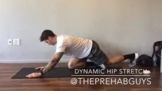 Dynamic Warmup Glute Stretch