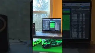 Making a beat on Logic Pro X #logicprox #producer 🔥📖