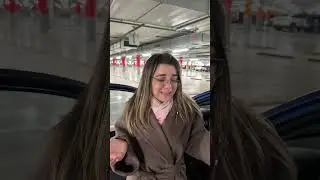 Кто ей права выдал