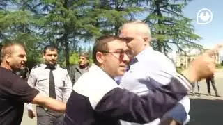 სუს-ის პროვოკატორებმა სანდრა რულოვსის მხარდამჭერებს და ჟურნალისტებს ფიზიკური შეურაცხყოფა მიაყენეს