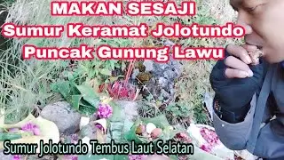 Makan Sesaji Penguasa Gunung Lawu