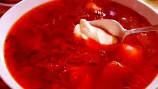 СУПЕР ЧЕРВОНИЙ БОРЩ 🔴 Секретний інгредієнт в селі 🇺🇦 Український червоний борщ