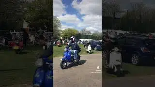 Lambretta Scooterists 