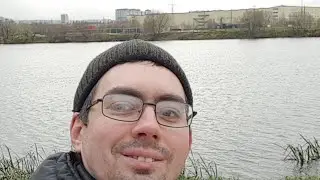 Онлайн-прогулка в Москве: Гуляю по парку на реке в Капотне